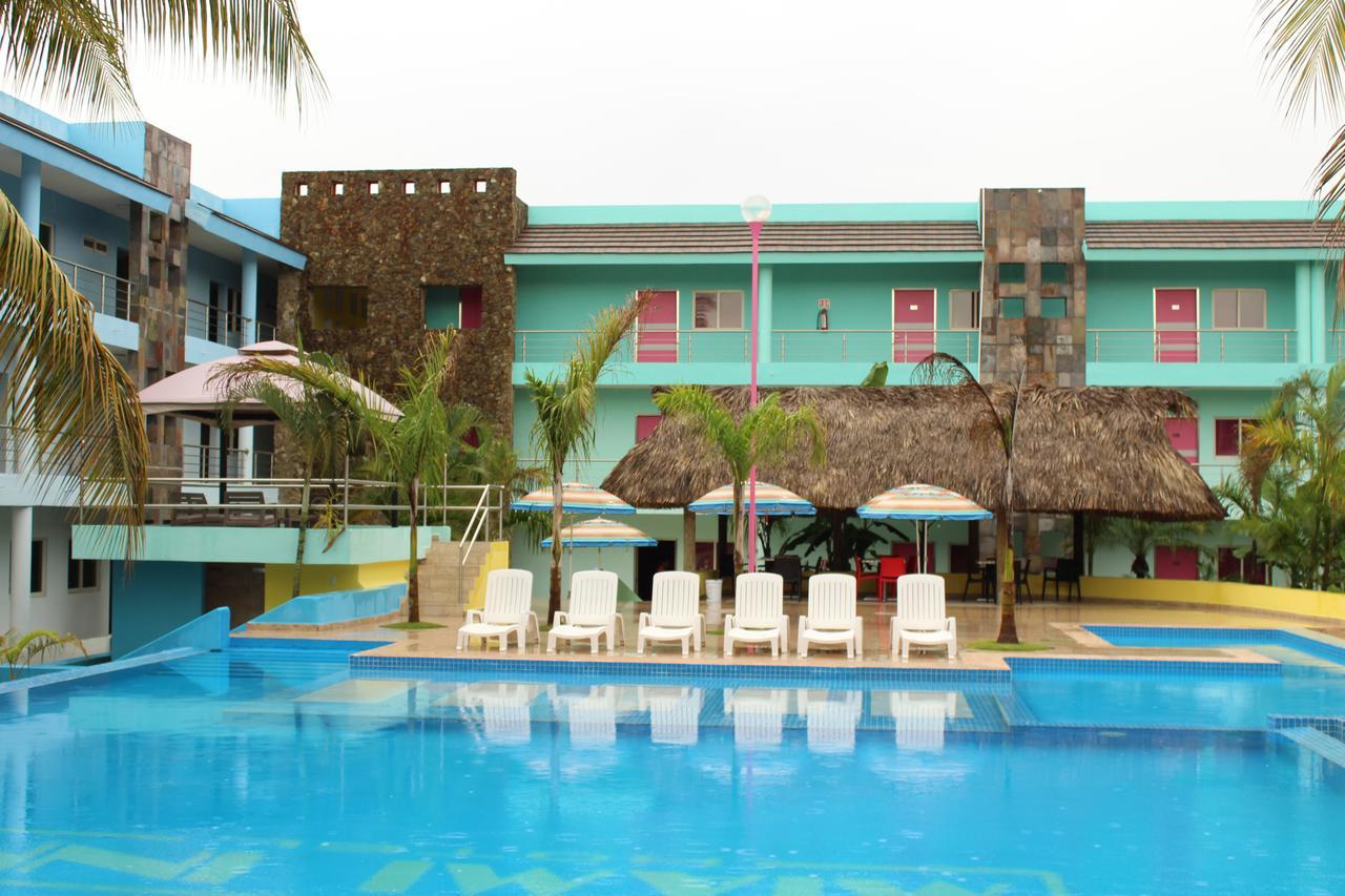 Miami Inn Nuevo Vallarta Eksteriør bilde