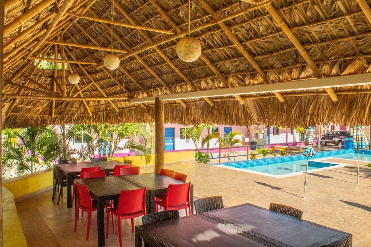 Miami Inn Nuevo Vallarta Eksteriør bilde