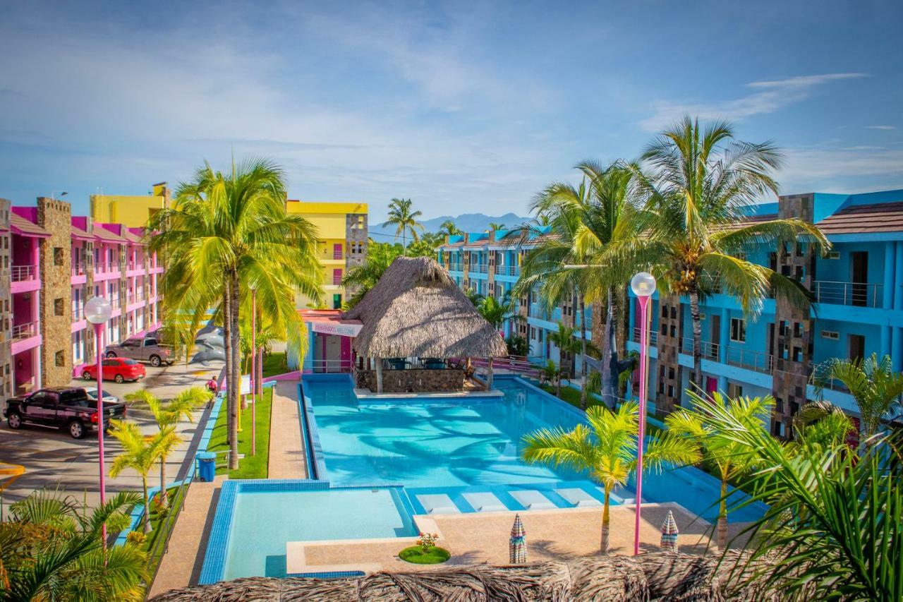 Miami Inn Nuevo Vallarta Eksteriør bilde