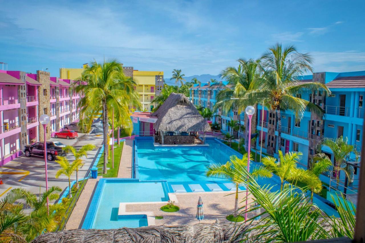 Miami Inn Nuevo Vallarta Eksteriør bilde
